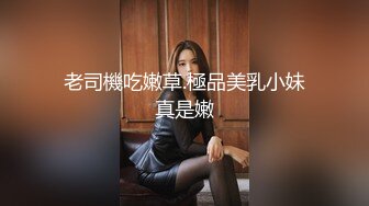 大学城旁边快捷酒店偷拍学生哥和苗条眼镜女友开房可惜镜头没对好只偷拍到洗澡更衣